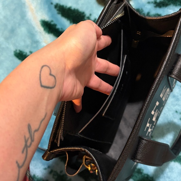 Marc Jacobs Black Tote Bag with White Logo - Picture 5 of 7